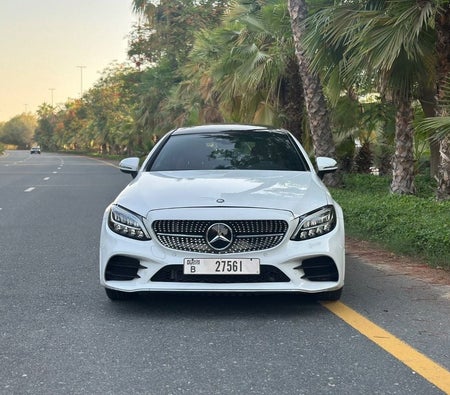 مرسيدس بنز C300  2022, photo 2 of 4