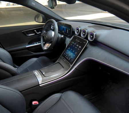 Mercedes Benz C300 2023
