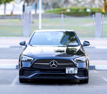 Mercedes Benz C300 2023