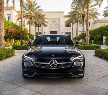 Mercedes Benz C300 2023, photo 2 of 4