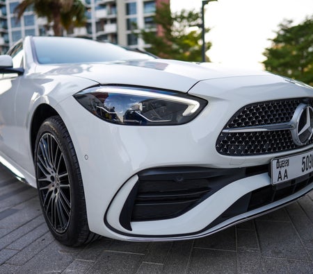 Mercedes Benz C300 2024