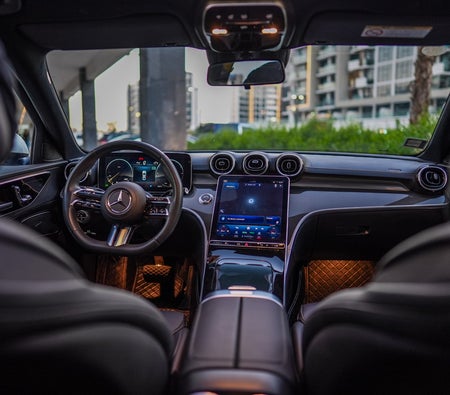 Mercedes Benz C300 2024