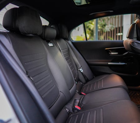 Mercedes Benz C300 2024