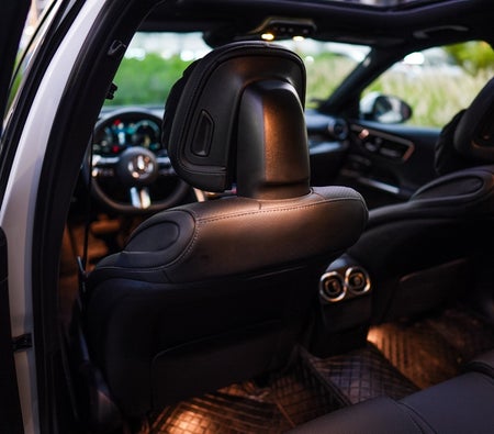 Mercedes Benz C300 2024