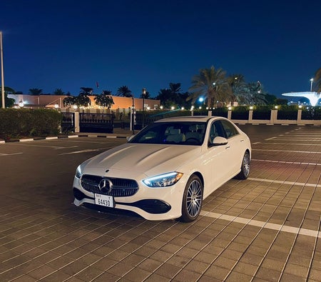 Mercedes Benz C300 2024