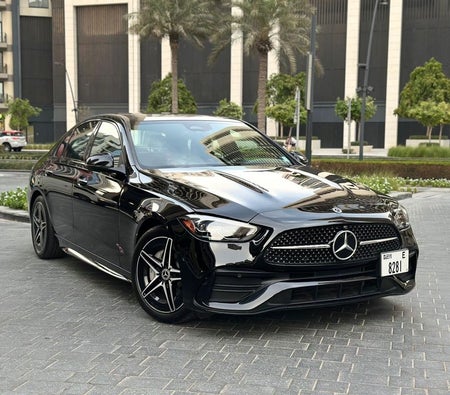 Mercedes Benz C300 2024, photo 3 of 4