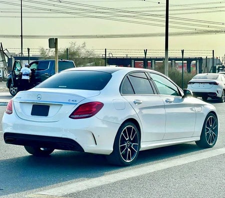 Mercedes Benz C43 2018, photo 4 of 4