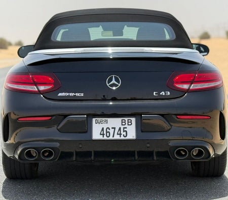 Mercedes Benz AMG C43 2022