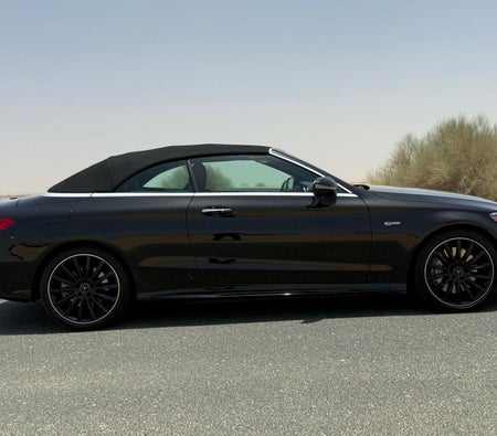 Mercedes Benz AMG C43 2022