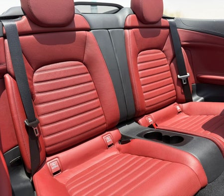 Mercedes Benz AMG C43 2022
