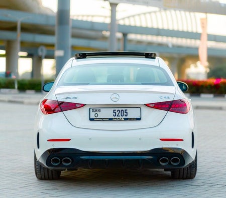 Mercedes Benz AMG C43 2023
