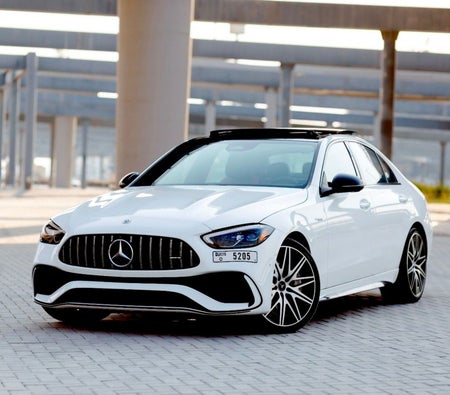 Mercedes Benz AMG C43 2023