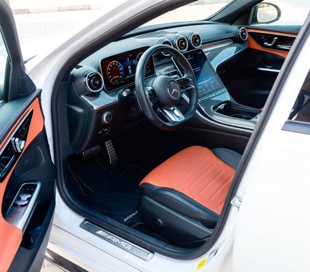 Mercedes Benz AMG C43 2023