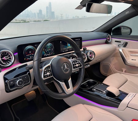 Mercedes Benz CLA 250 2021, photo 2 of 4