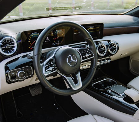 Mercedes Benz CLA 250 2023
