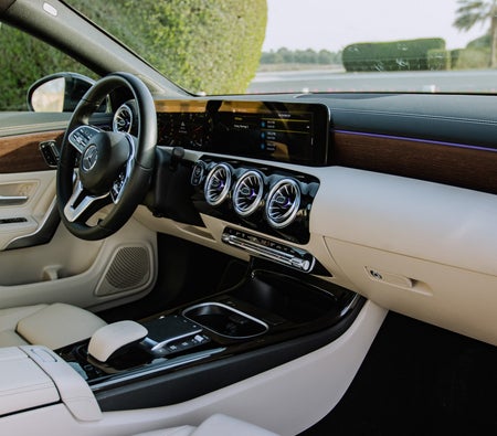 Mercedes Benz CLA 250 2023