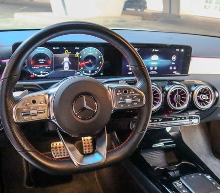Mercedes Benz CLA 250 2023, photo 2 of 4