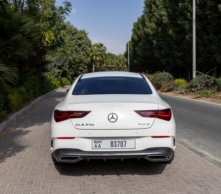Mercedes Benz CLA 250 2025