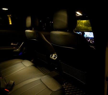 Mercedes Benz CLA 250 2025
