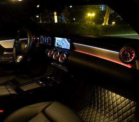 Mercedes Benz CLA 250 2025