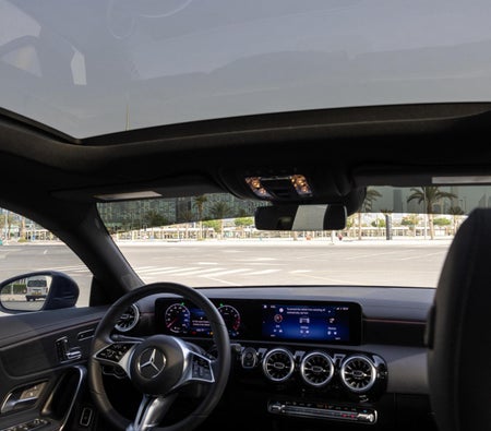 Mercedes Benz CLA 250 2025