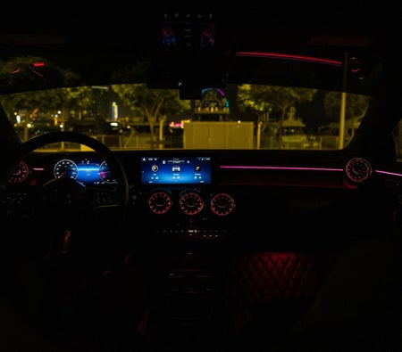 Mercedes Benz CLA 250 2025