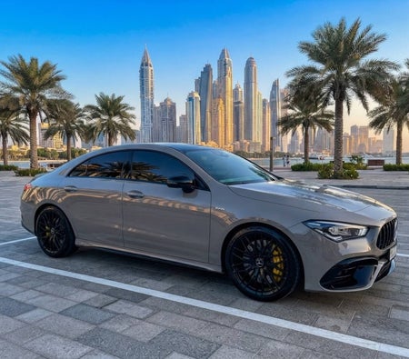 Mercedes Benz CLA 35 2022, photo 2 of 4