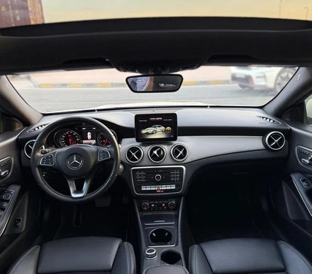Mercedes Benz CLA 250 2018, photo 3 of 4
