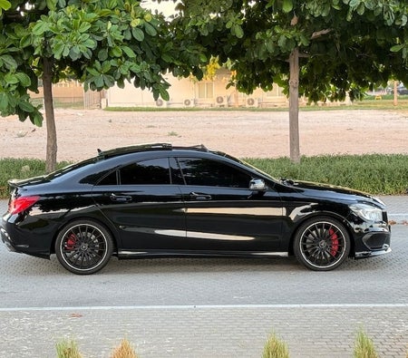 Mercedes Benz CLA45 2015, photo 4 of 4