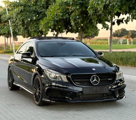 Mercedes Benz CLA45 2015, photo 3 of 4