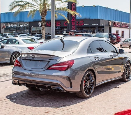 Mercedes Benz AMG CLA 45 2017, photo 4 of 4