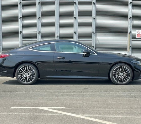 Black Mercedes Benz CLE 200 2024