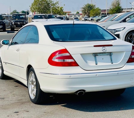 White Mercedes Benz CLK 350 2003