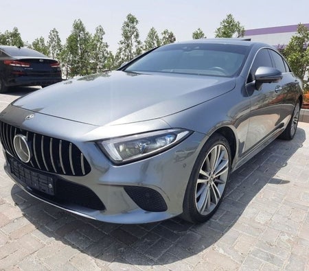 Grau Mercedes Benz CLS 400 2019