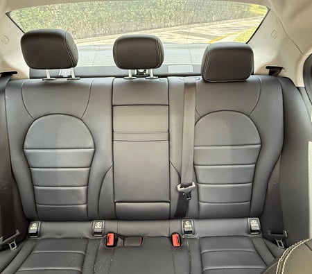 Mercedes Benz C300 2021, photo 3 of 4