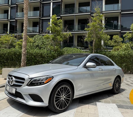 Mercedes Benz C300 2021, photo 2 of 4