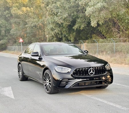 Mercedes Benz E200 2018, photo 3 of 4
