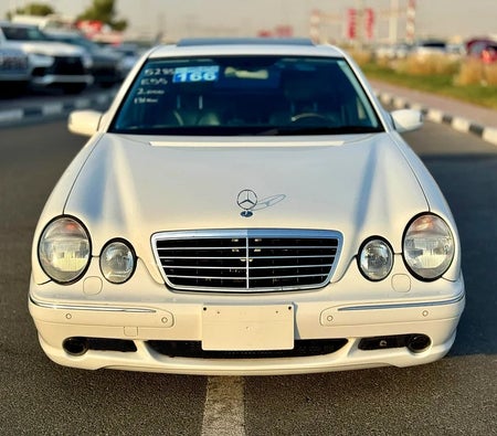 Mercedes Benz E 55 AMG 2000, photo 3 of 4