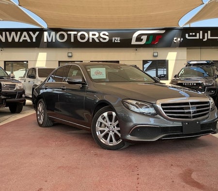 Mercedes Benz E400 2017, photo 3 of 4