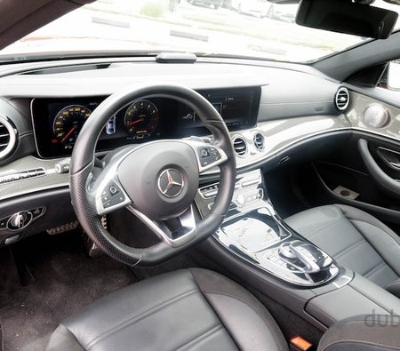 Mercedes Benz AMG E43 2018, photo 2 of 4