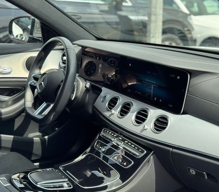 Mercedes Benz E200 2023, photo 4 of 4