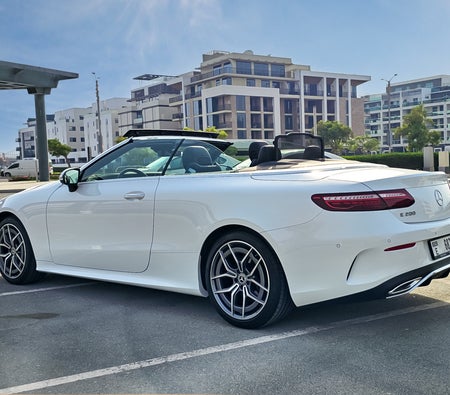 Mercedes Benz E200 Convertible 2023