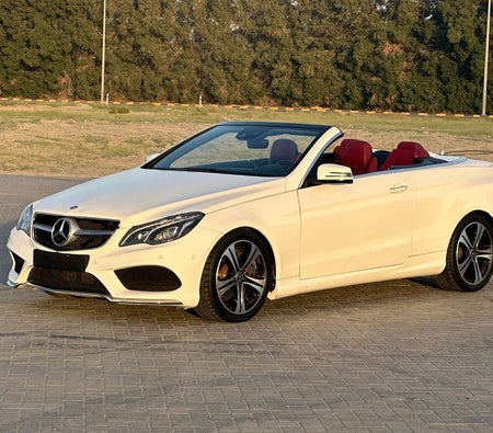 Mercedes Benz E200 2016, photo 2 of 4