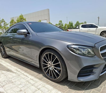 Mercedes Benz E200 2017, photo 4 of 4