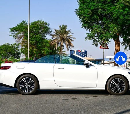 Mercedes Benz E200  2022, photo 4 of 4