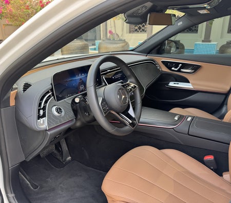Mercedes Benz E200 2024
