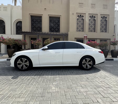 Mercedes Benz E200 2024