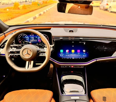 Black Mercedes Benz E200 2024