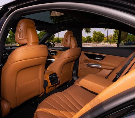 Mercedes Benz E200 2024, photo 4 of 4