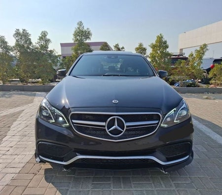 Mercedes Benz E220 2016, photo 2 of 4